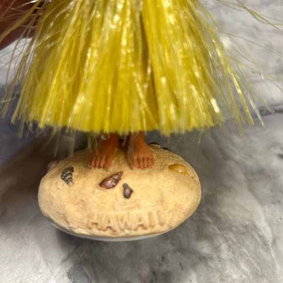 Vtg Hawaiian male hula-ukulele dashboard doll - Picture 10 of 11